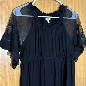 Maurices Black Lace Sleeve shirt